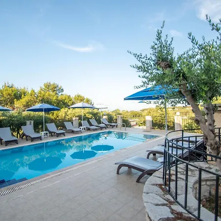아파트 Aeolos Zante - Zefyros Maisonette, With Shared Heated Pool Vasilikí